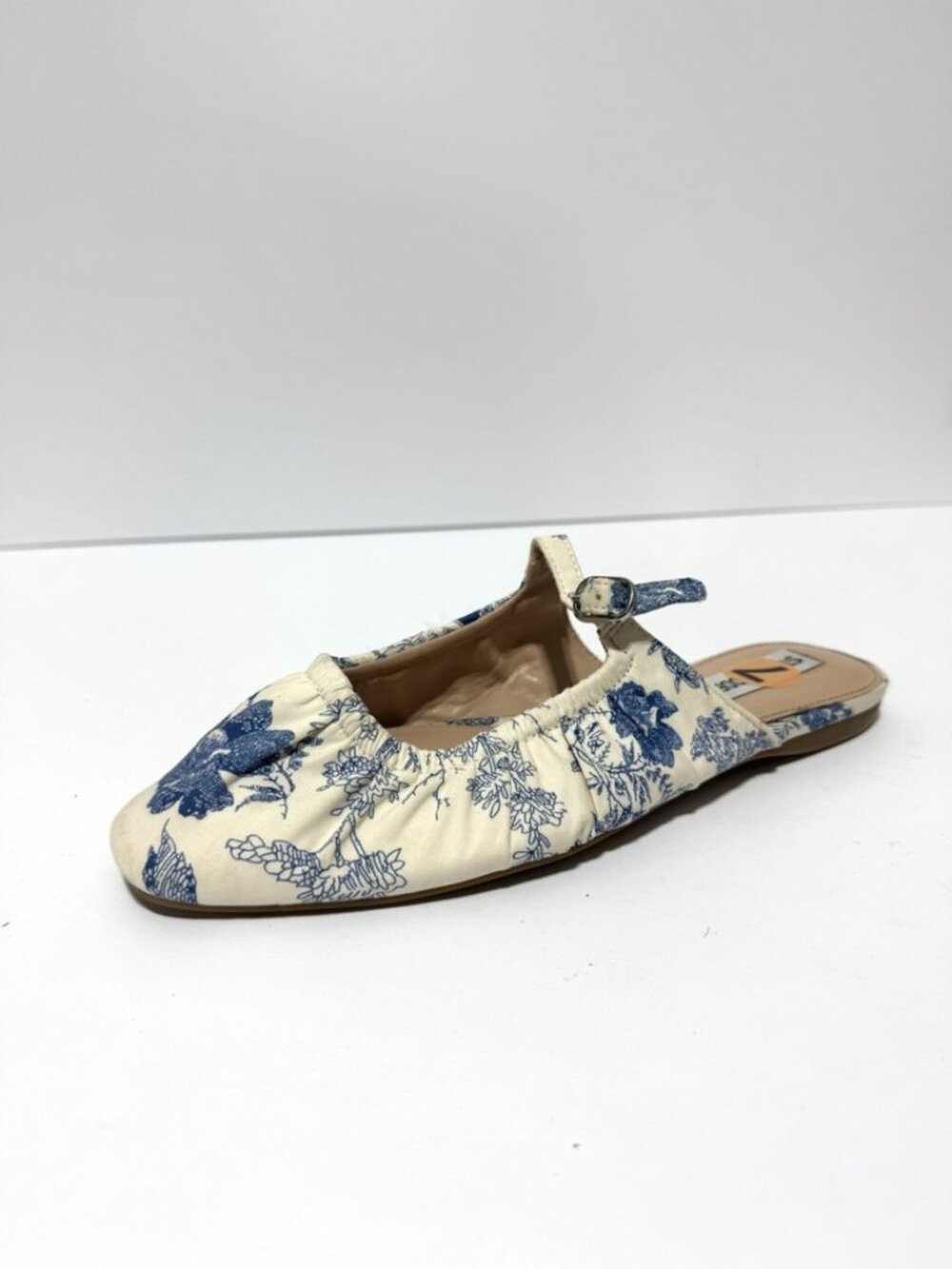 Steve Madden Womens Gemah Flats Size 7 M
